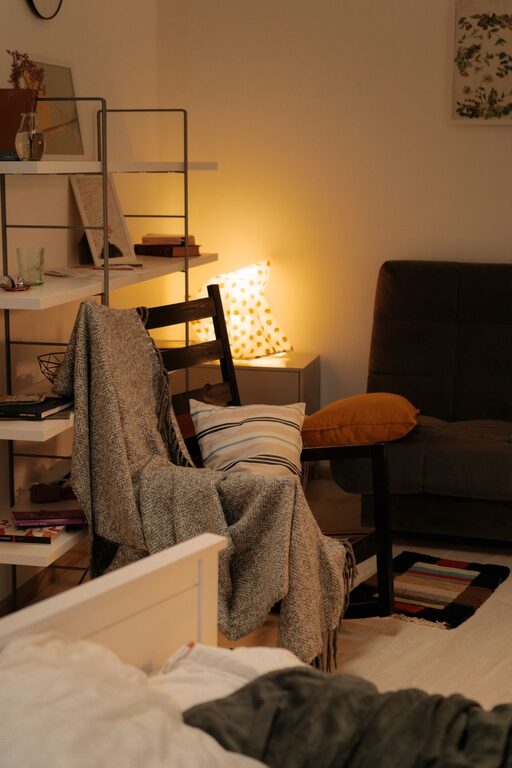 How to Create a Cozy Reading Nook in Any Home